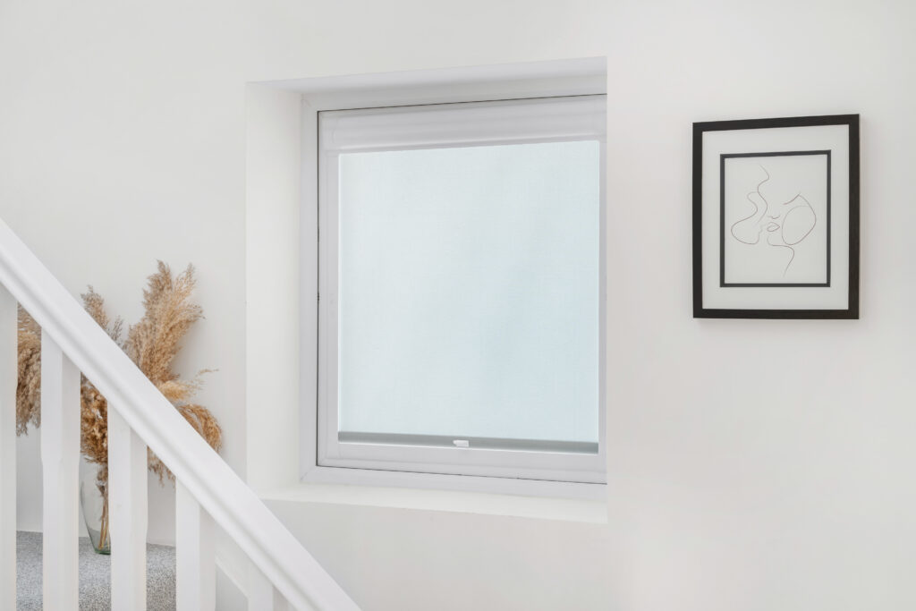 roller blind fitting